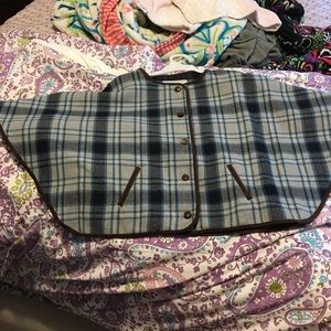 Cape size 5-6 Janie jack